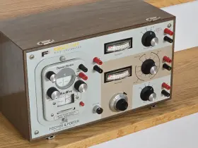 Fischer & Porter C8825 And Ecs Process Calibrator Minimite Thermocouple Mv Dc Voltage Vtg