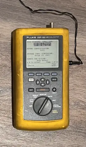 Fluke Dsp-100 Working Lan Cablemeter With Carry Case And Manual Booklet Fluke Dsp-100 Working Lan Cablemeter With Carry Case And Manual Booklet
