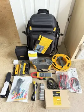 Fluke Smft-1000/pro Multifunction Pv Tester And Performance Analyzer New Sealed Fluke Smft-1000/pro Multifunction Pv Tester And Performance Analyzer New Sealed