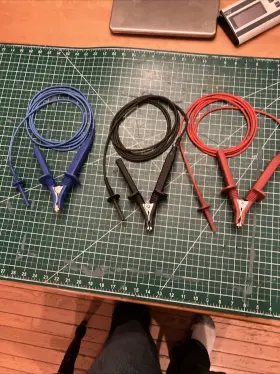 Megger 1002-534 Hv Test Lead Set 9.8 Ft. 3 M With 10 Kv Large Clips Megger 1002-534 Hv Test Lead Set 9.8 Ft. 3 M With 10 Kv Large Clips