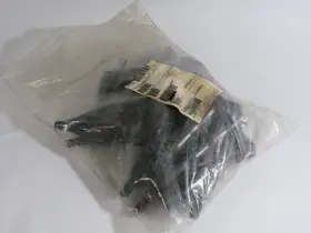 Mueller Bu-26-0 Test Clip Probe Indicator Black Lot Of 47 Shelf Wear Nwb Mueller Bu-26-0 Test Clip Probe Indicator Black Lot Of 47 Shelf Wear Nwb