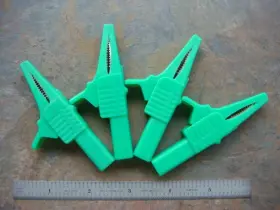 Mueller Bu-65-5 Lot Of 4 Large Alligator Clips - Green New And Unused