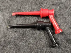Pomona 4723-0 2 Minigrabber Test Clip With Banana Jack 1 Black Red Used Ds2d1 Pomona 4723-0 2 Minigrabber Test Clip With Banana Jack 1 Black Red Used Ds2d1
