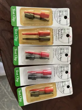 Radioshack 270-372c Mini Hook Clips - Lot Of 69 Sets Radioshack 270-372c Mini Hook Clips - Lot Of 69 Sets