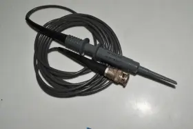 Tektronix 010-122 Probe With Screw-on-tip 013-0071-00 Tps28 Tektronix 010-122 Probe With Screw-on-tip 013-0071-00 Tps28