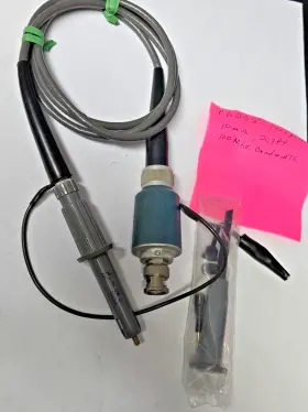 Tektronix 60008 1pc P6008 10x 10m 7pf 100 Mhz Screw-on 013-0071-00 With 4 Tips Tested Tektronix 60008 1pc P6008 10x 10m 7pf 100 Mhz Screw-on 013-0071-00 With 4 Tips Tested