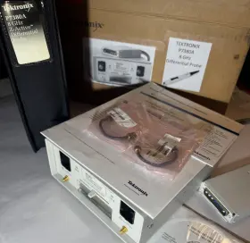 Tektronix 80a03 Tekconnect Probe Interface Module With P7380 8ghz Extras Tektronix 80a03 Tekconnect Probe Interface Module With P7380 8ghz Extras