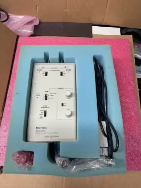Tektronix Ada400a 100x 10x 1x 0.1x Low Voltage Differential Probe Preamplifier Tektronix Ada400a 100x 10x 1x 0.1x Low Voltage Differential Probe Preamplifier