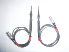 Tektronix P060-s Oscilloscope Probe 10 1 / 1.5m Lot Of 2