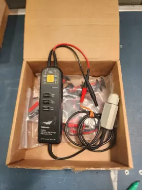 Tektronix P5205a 100mhz High Voltage Differential Probe Tested Good Unit #4 Tektronix P5205a 100mhz High Voltage Differential Probe Tested Good Unit #4