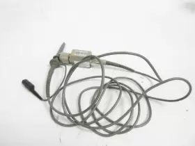 Tektronix P6133 150 Mhz Oscilloscope Probe With Clip And Grabber - Tested Tektronix P6133 150 Mhz Oscilloscope Probe With Clip And Grabber - Tested