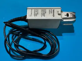 Tektronix P7240-int P7225 Tekconnect 2.5 Ghz Voltage Active Probe Tektronix P7240-int P7225 Tekconnect 2.5 Ghz Voltage Active Probe