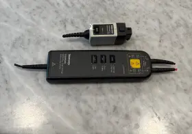Tektronix Thdp0200 200mhz High Voltage Differential Probe - Parts Tektronix Thdp0200 200mhz High Voltage Differential Probe - Parts
