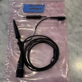 Tektronix Tpp0051 50 Mhz 10x Passive Voltage Probe With Accessories